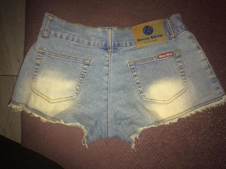 Kvalitné denimové kraťasky, s