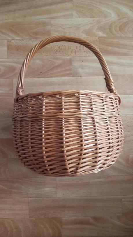 Ručne pletený košík, 