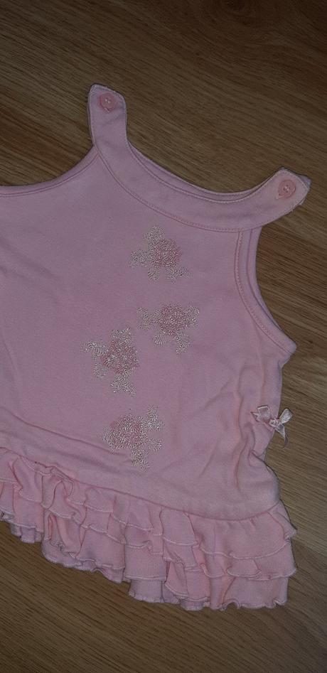 Ružové šatôčky, tu,56