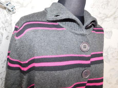 Damsky velmi pekny sveter/vesta, outfit,52
