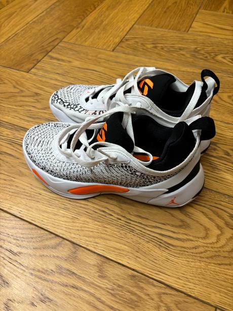 Tenisky jordan, air jordan,38