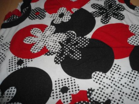 Cierno/cerveno/biely top, s