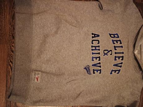 Mikina s kapucou, 158