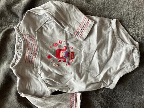 Šaty, body a pančušky, 74