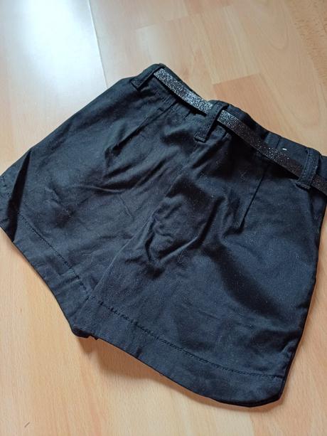 Elegantné šortky s trblietavým opaskom, next,110