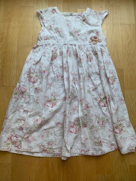 Letne bavlene saty na 4.roky, 104