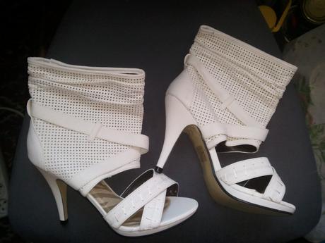 Trendy  biele gladiátorsky, 39