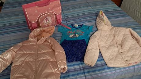 Dievčenský balík oblečenia 104-122 s aktovkou, 104–116