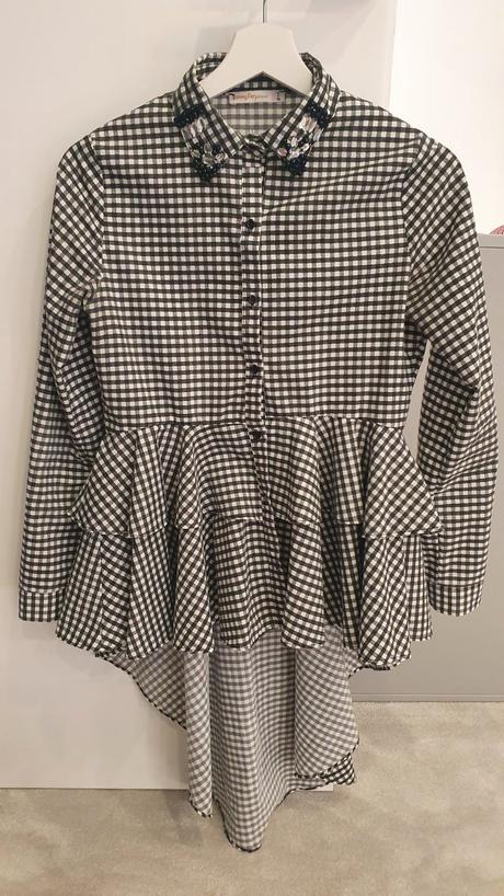 Predĺžená košeľa, 34