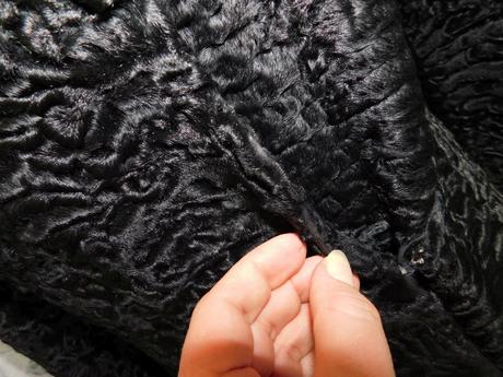 Kvalitny kožuch z karakulskej ovce/kožušina z jah, 36