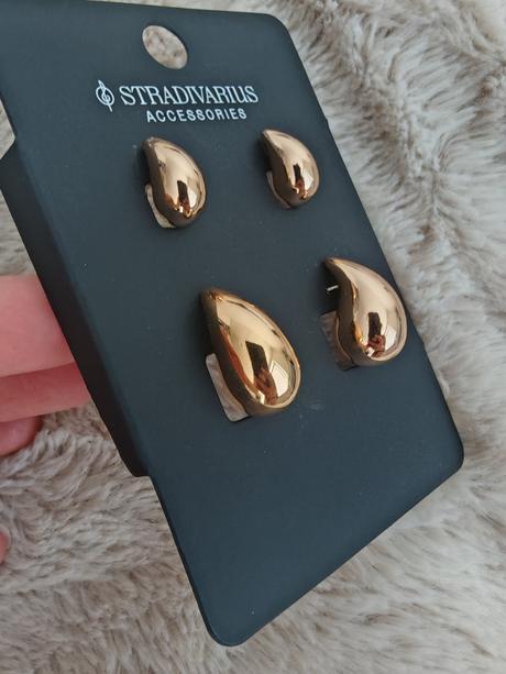 2 páry náušníc, stradivarius