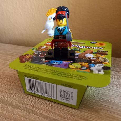 Lego minifigúrky 71048 27. séria - pirátka, 