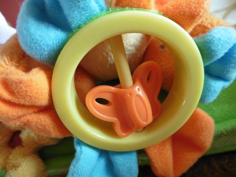 Hračka na madlo kočiara, 