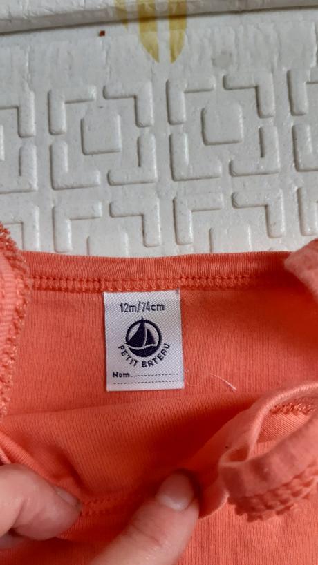 Body 4ks, reserved,74