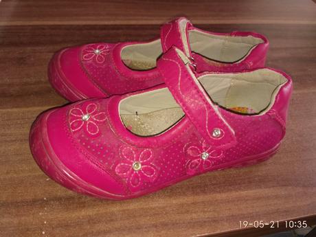 Tenisky a baleriny, 28