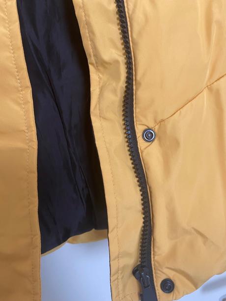 Žltá teplá prešívaná bunda, s