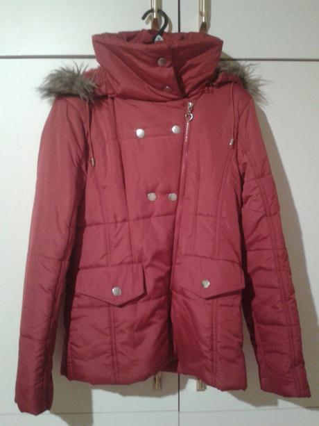 Červená vetrovka, m