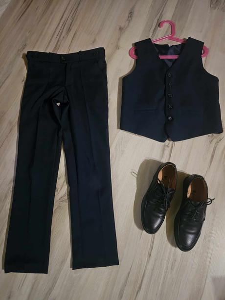 Nohavice + vesta na 1. sv. prijimanie, 140