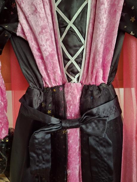 Karnevalové maska čarodejnica, 