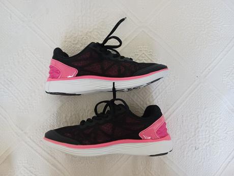 Sietkove tenisky ellesse velkost 37, 37