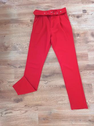 Červené nohavice, 38