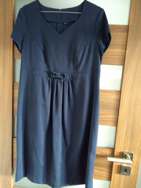 Tehotenské šaty, l