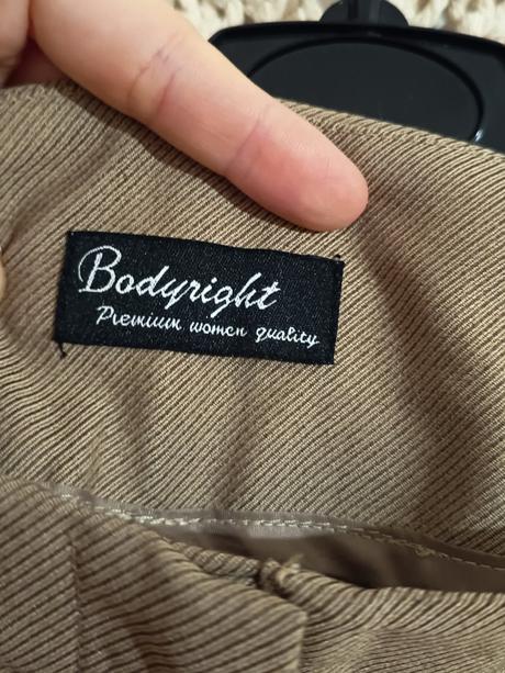 Nohavice bodyright, s