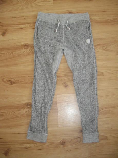 Tepláky - pudláče, h&m,146
