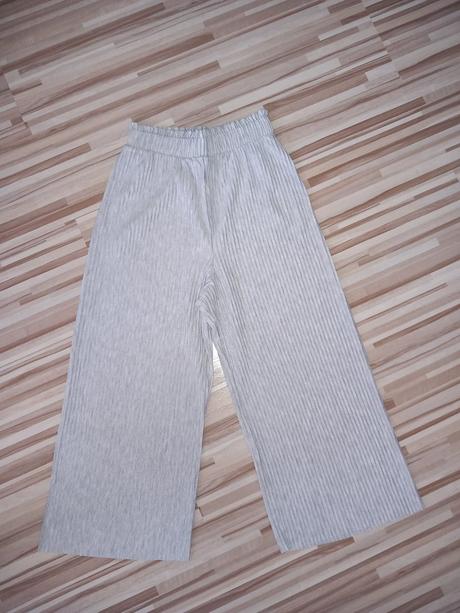 Letné lahučke nohavice, h&m,134 / 140