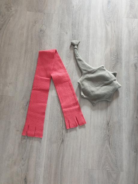 Ciapka so salom, 104