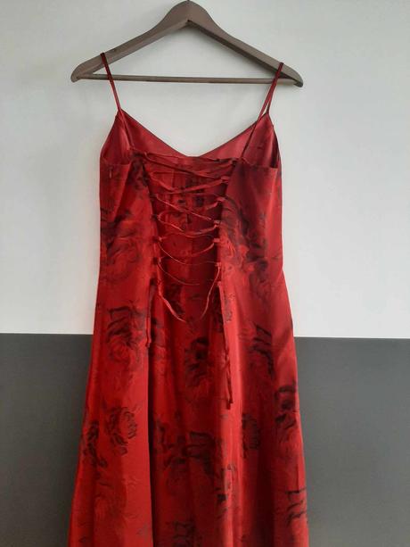 Spoločenské šaty, s