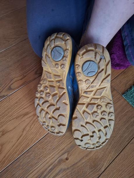 Goretex outdorove tenisky, lowa,37