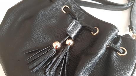 Nová kabelka strapce, 