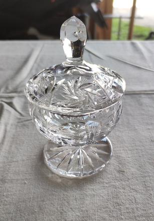 Krištálová dozička,