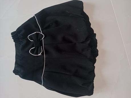 Dievčenská sukňa, 122