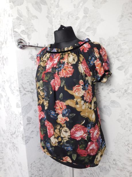 Luxusna velmi pekna bluzka, 40