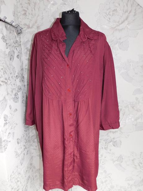 Pekna košelova bluzka, 54