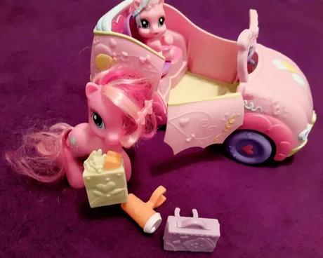 Balon my little pony so spikom, hudba, 