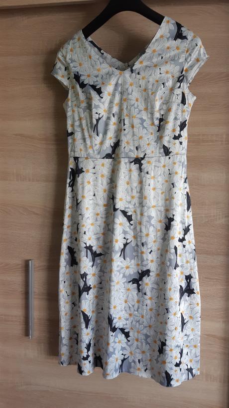 Spolocenske midi saty m, m