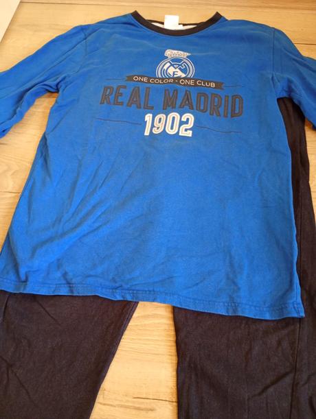 Pyžamo real madrid, s