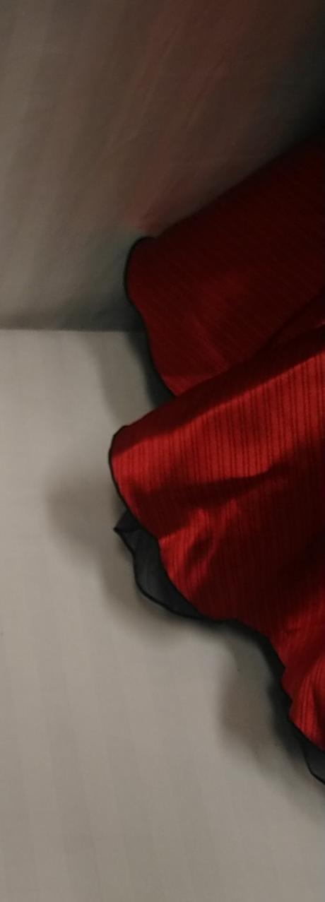 Dámsky červeno čierny kostým šaty, cotteli coll, s,