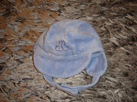 Čiapka a rukavičky, 68