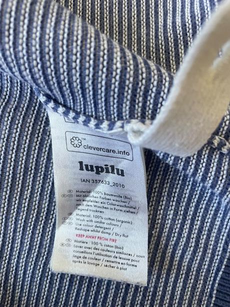 Pleteny pasikavy sveter na gombicky, lupilu,86