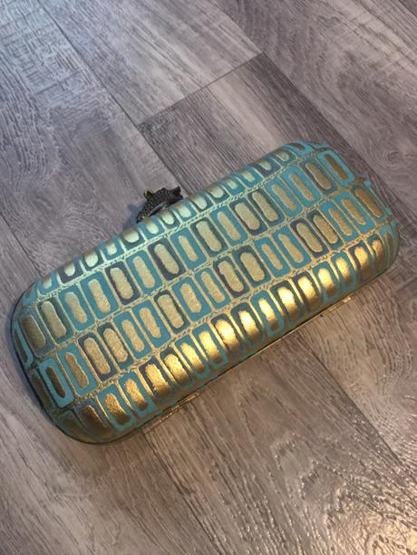 Hous of harlow clutch, house