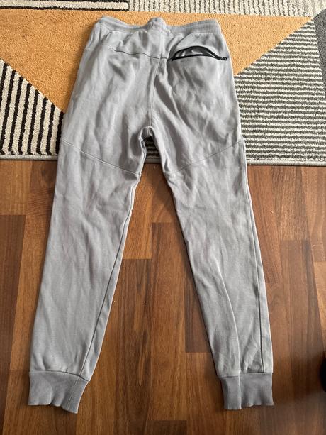 Teplaky reserved, reserved,152