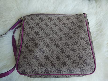 Kabelka guess, guess