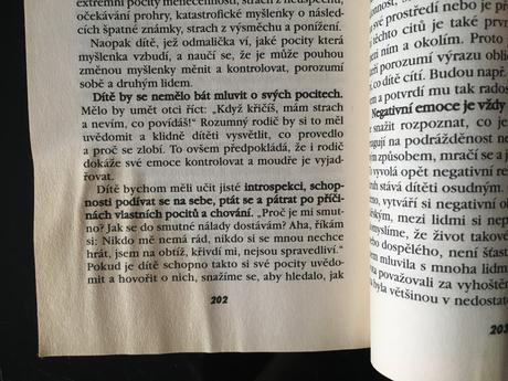Kniha-jak vychovat šťastné dítě, 