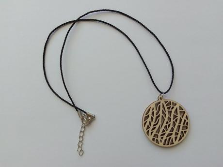 Drevený náhrdelník, 