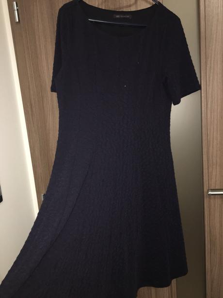Jednoduché a krásne šaty, marks & spencer,42