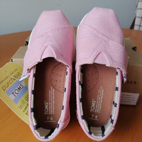 Topánky toms, 25